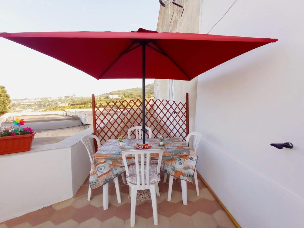 Villa The Quiet House Ponza Esterno foto